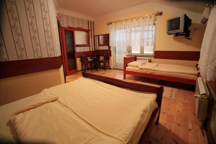 Hotel Dunav Carloviţ Cameră foto
